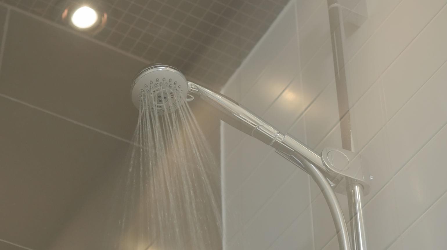 Le robinet de douche